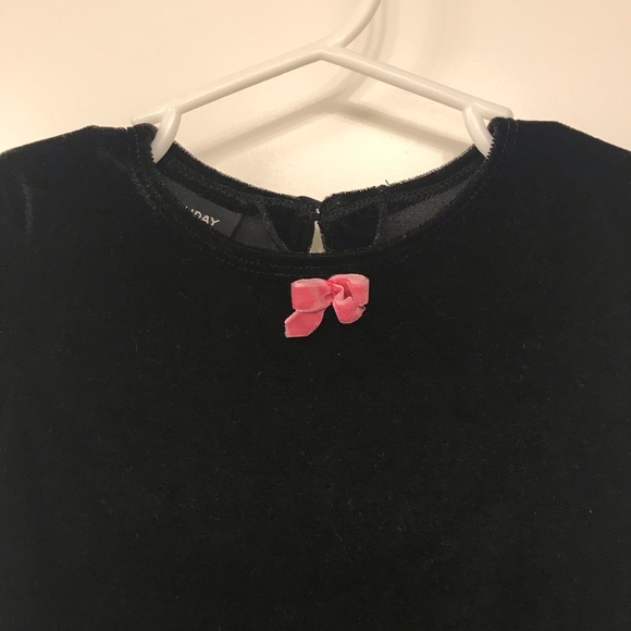 Holiday Editions outfit - Picture 7 of 7